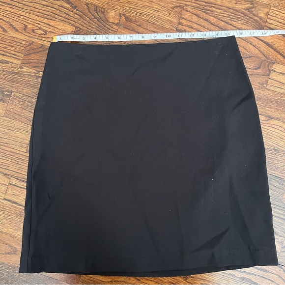 Joie black miniskirt - Picture 6 of 8